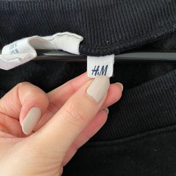 H&M sweater - Picture 3 of 3